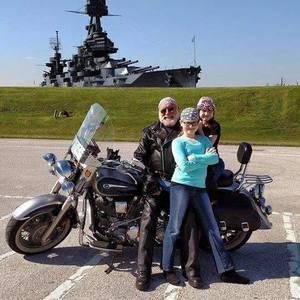 Meet your Posher, Carl